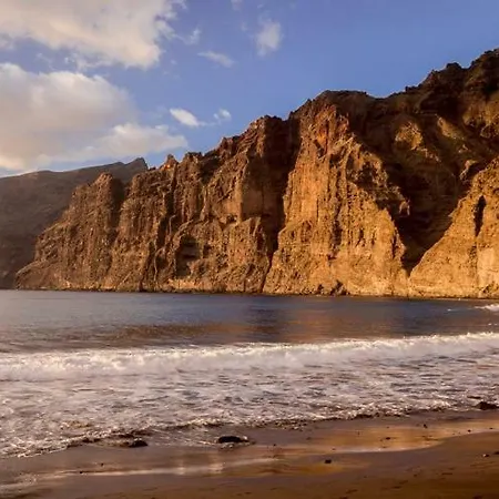 First Line Front 2 Bedroom Gigantes Santiago Del Teide